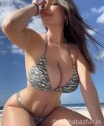 Shruti Allahabad Escort